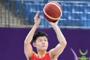 全网热议！王岚钦夏季联赛惊艳表现，球迷直呼：未来可期！